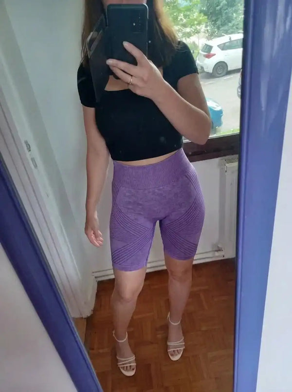 Lisa F.